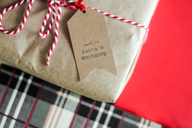 DIY 3D Printed Christmas Gifts - Image of present, labeled 'Santa's Workshop'.